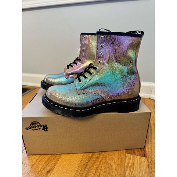 NWT Dr. Martens 1460 Rainbow Ray Mermaid Suede Lace Up Combat Boots, Women’s 6 - Picture 6 of 13